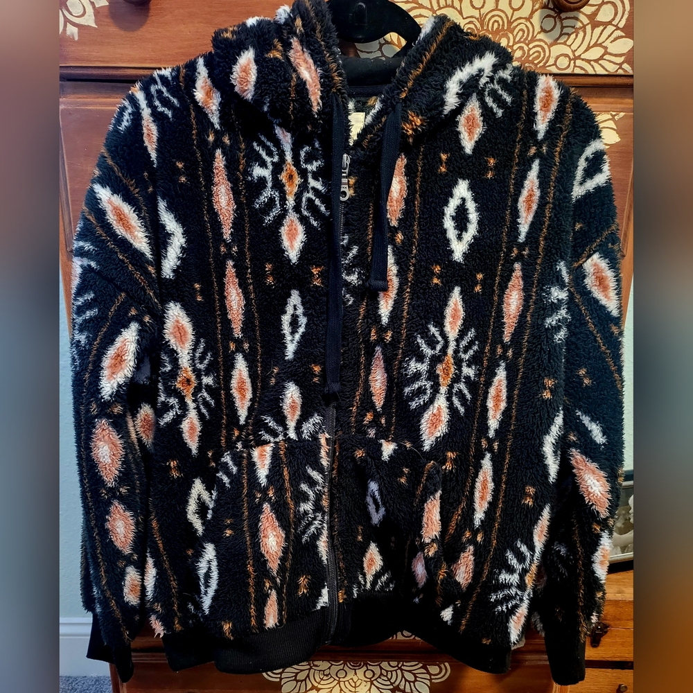 SHYANNE WOMEN'S SOUTHWESTERN PRINT MICRO FLEECE HOODIE